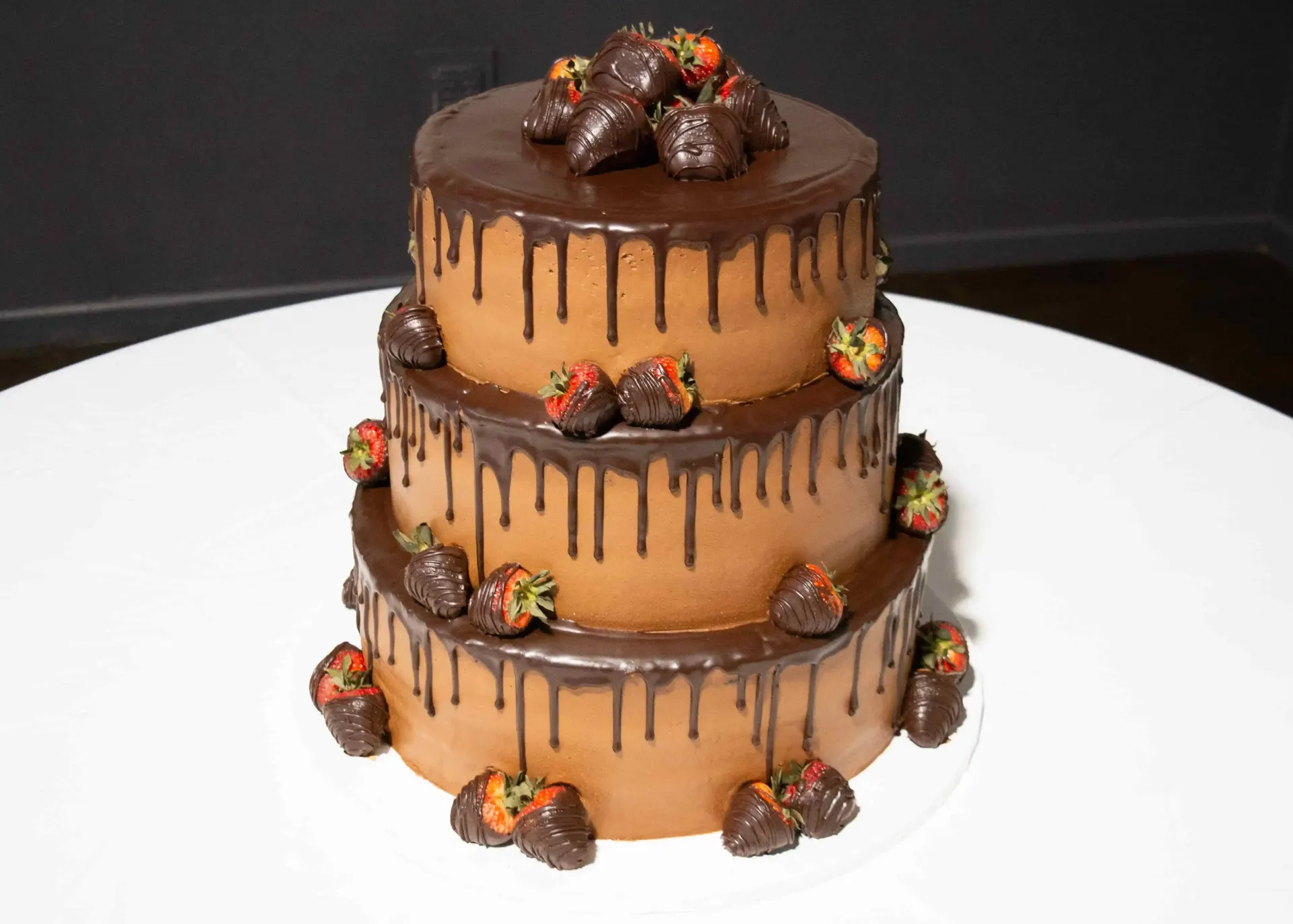 Hand-decorated celebration cake from Joe's Bakery in Alabaster